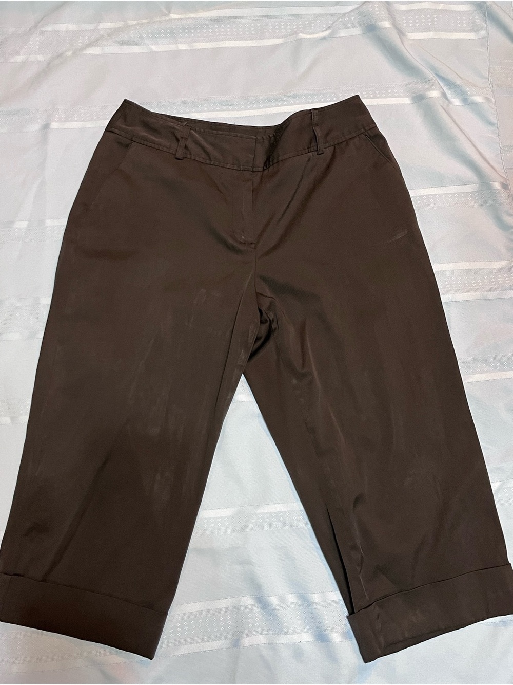 Black NY Clothing Co. Cropped Capris with Cuffed Hem